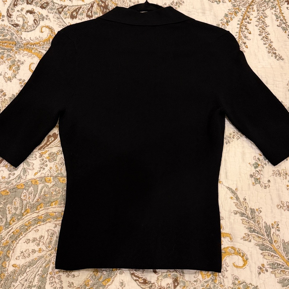 VERONICA BEARD Emily V-neck Top - Picture 6 of 9